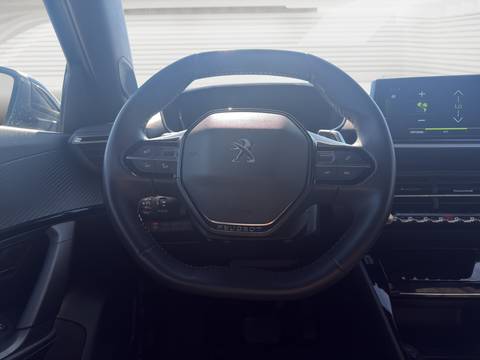2023 Peugeot 2008 — sličica 11