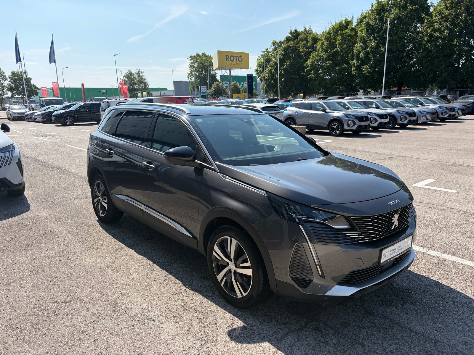 2023 Peugeot 5008 — fotografija 6