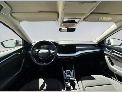 2022 Škoda Octavia — sličica 10