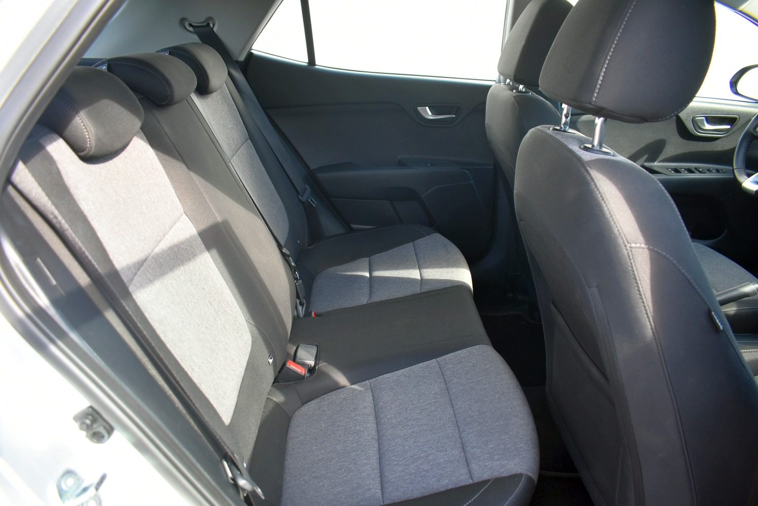 2026 Kia Stonic — fotografija 8