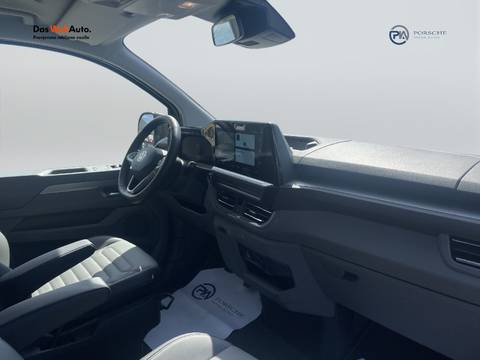 2026 Volkswagen Caravelle — sličica 13