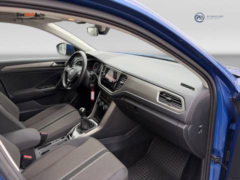 2020 Volkswagen T-Roc — sličica 17