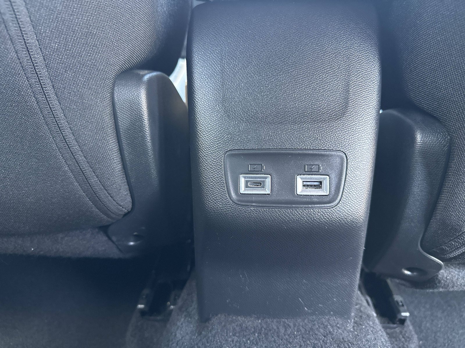 2025 Peugeot 2008 — fotografija 21