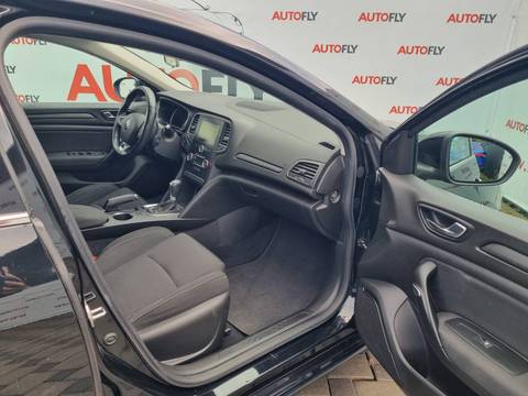2019 Renault Megane — sličica 13