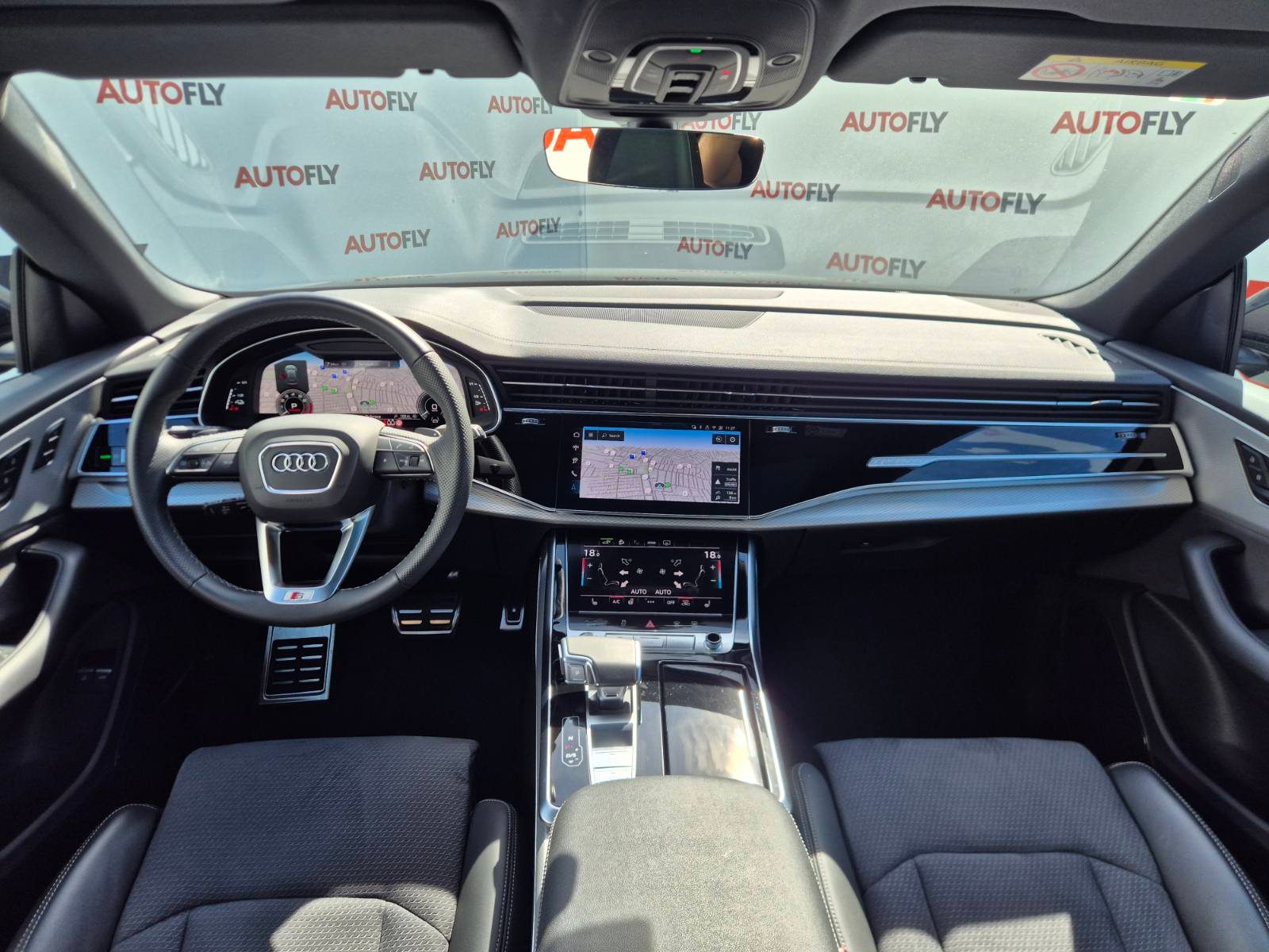 2025 Audi Q8 S line — fotografija 12