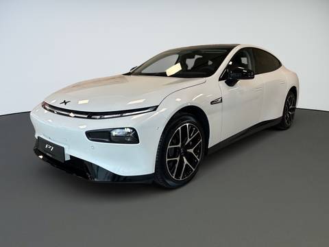 2025 XPENG P7