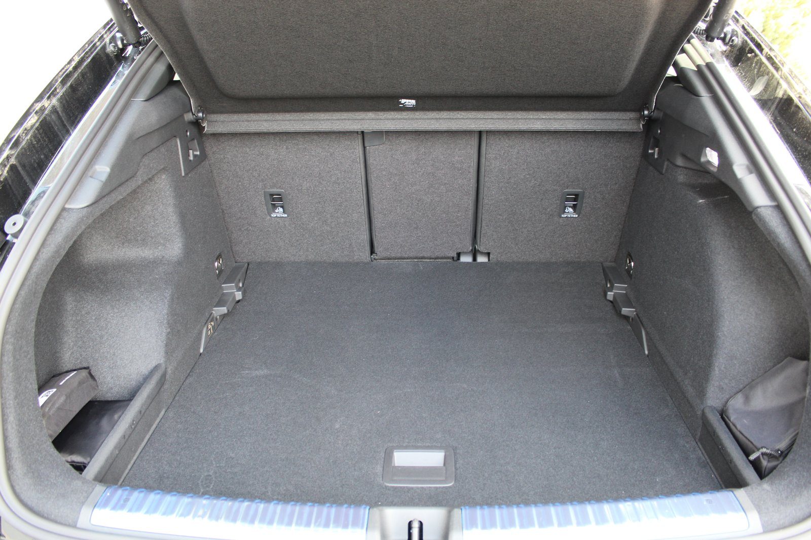 2026 Audi Q3 Sportback S line — fotografija 16