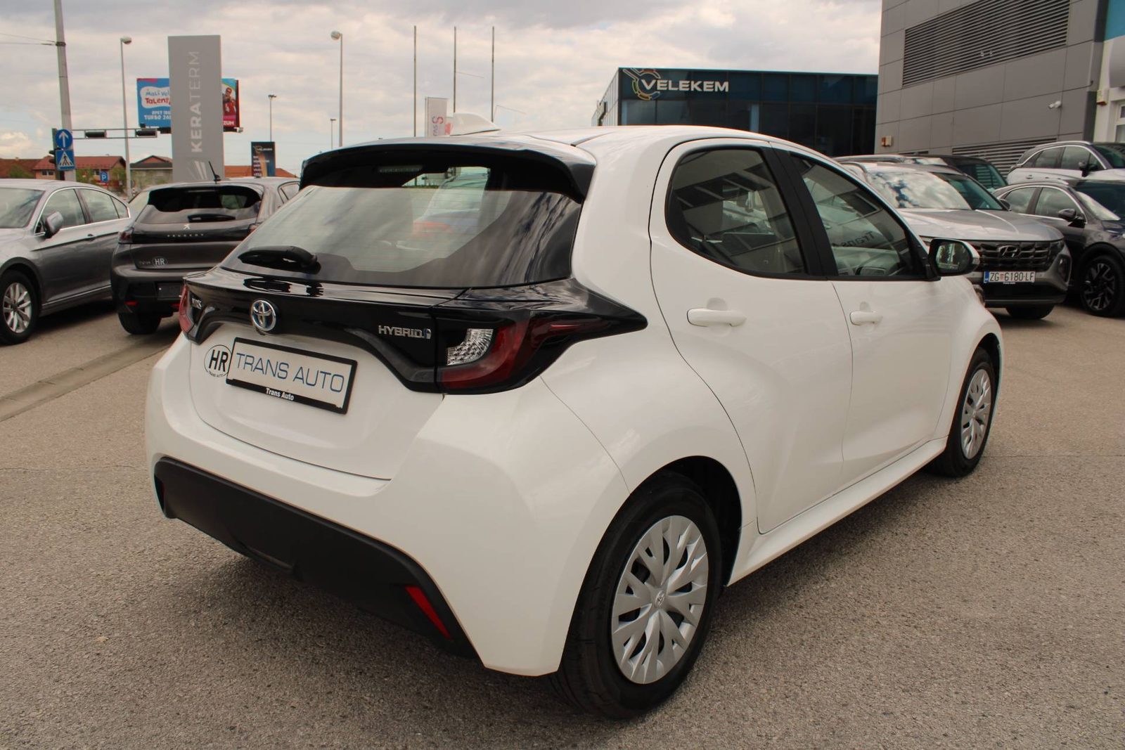 2024 Toyota Yaris — fotografija 5