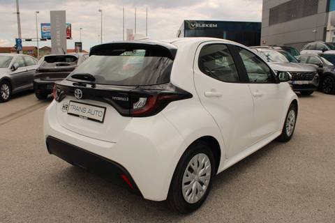 2024 Toyota Yaris — sličica 5