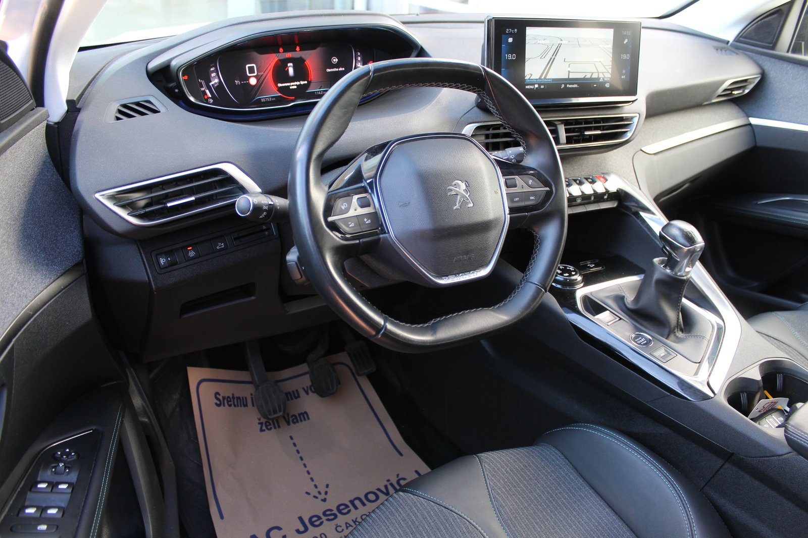 2022 Peugeot 3008 — fotografija 9