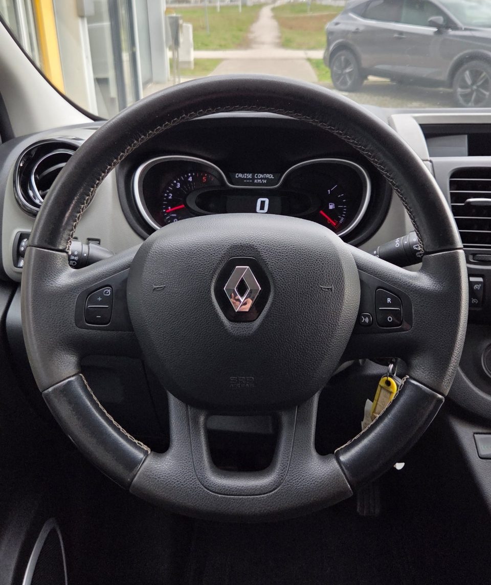 2019 Renault Trafic — fotografija 13