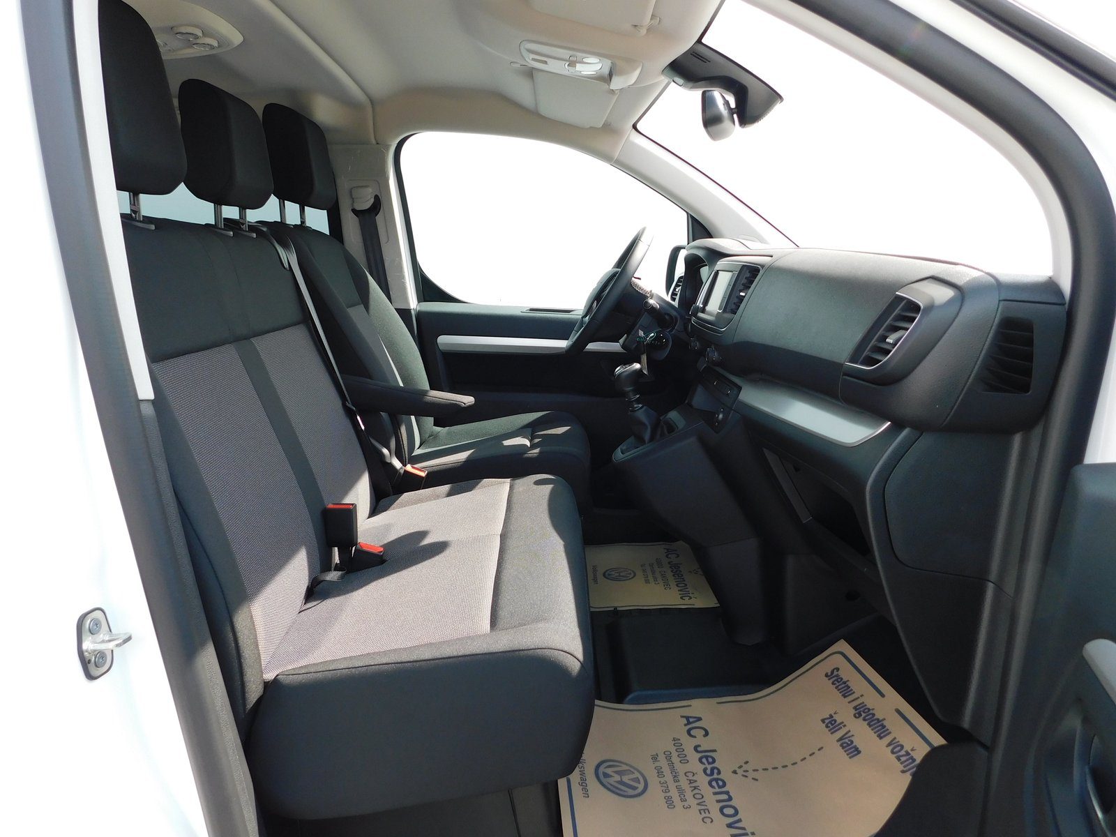 2021 Opel Zafira — fotografija 9