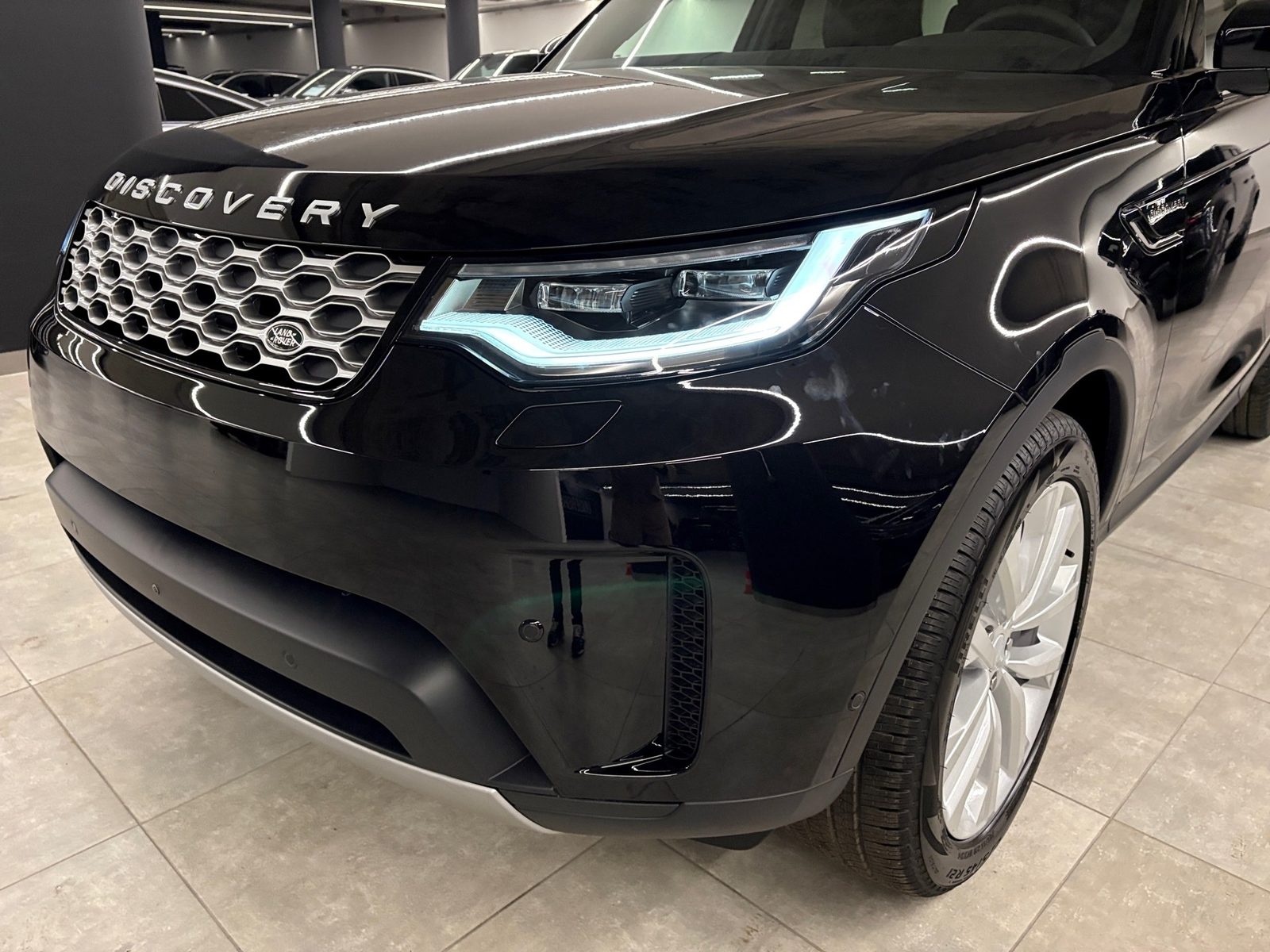 2025 Land Rover Discovery — fotografija 10