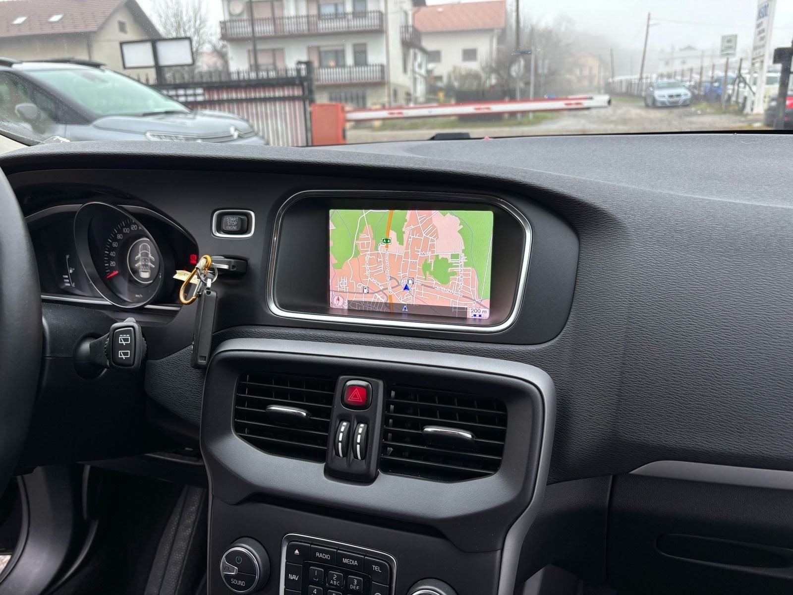2019 Volvo V40 — fotografija 16