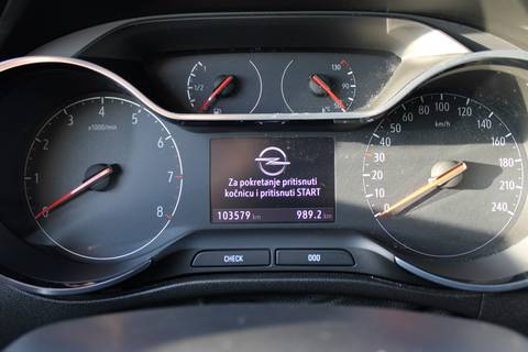 2023 Opel Crossland X — sličica 13