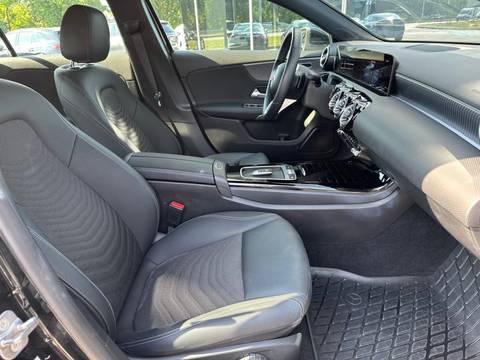 2023 Mercedes-Benz A-klasa — sličica 18