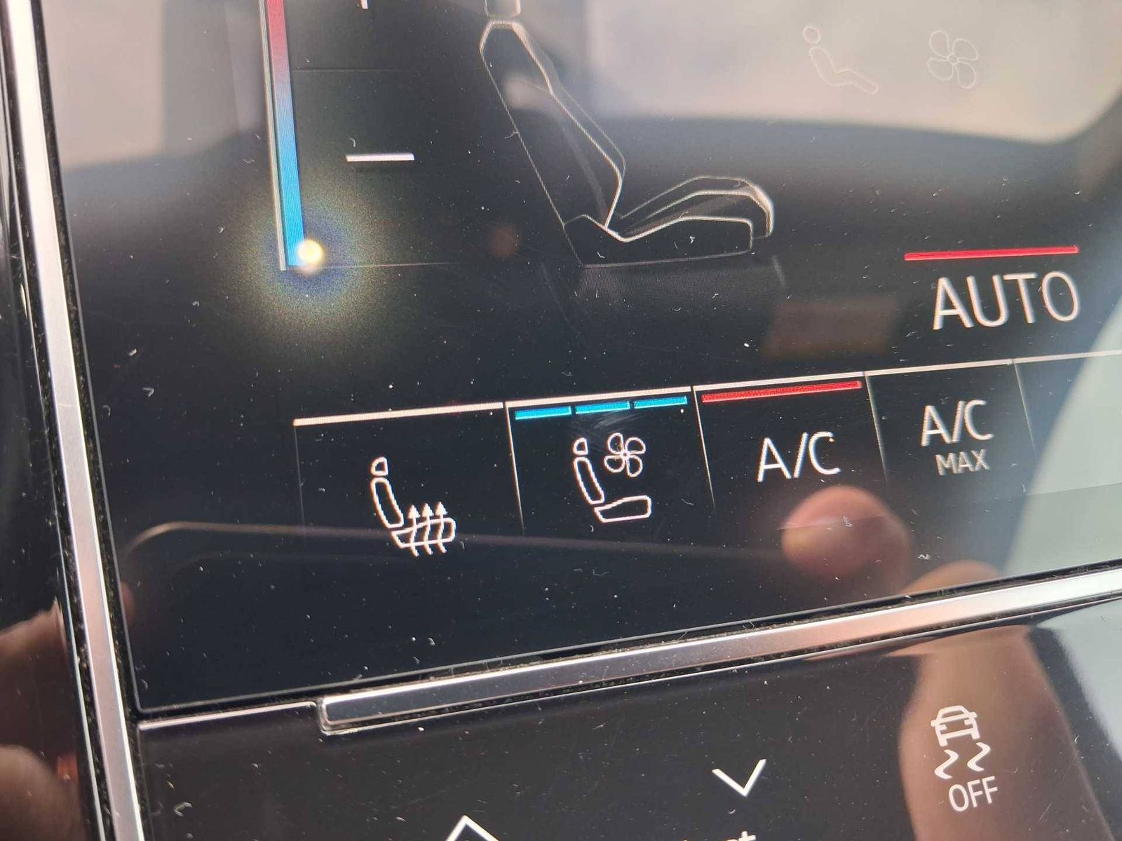 2021 Audi Q7 — fotografija 30