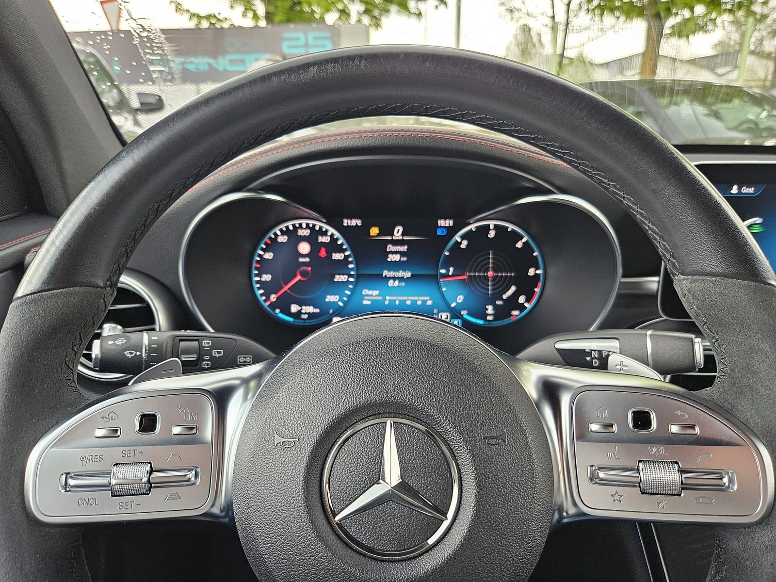 2022 Mercedes-Benz GLC — fotografija 13