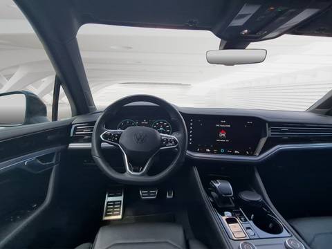 2024 Volkswagen Touareg — sličica 10
