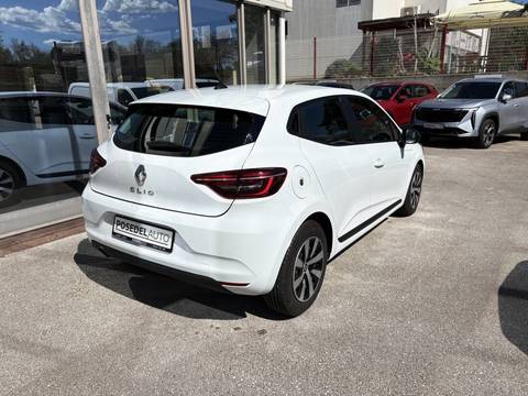 2023 Renault Clio — sličica 4