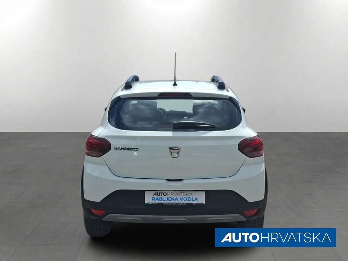 2022 Dacia Sandero — fotografija 6
