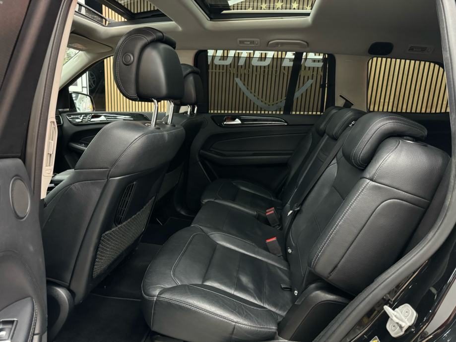 2016 Mercedes-Benz GLS — fotografija 15