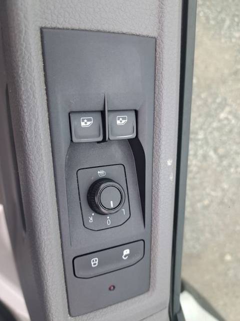2020 Volkswagen Transporter — sličica 9