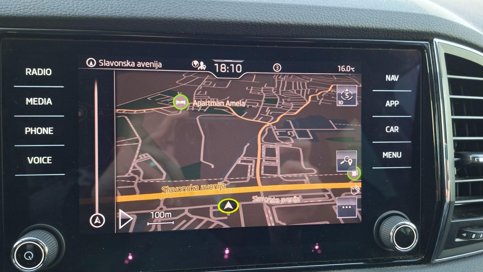 2024 Škoda Karoq — fotografija 13