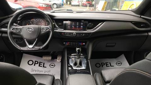 2017 Opel Insignia Sports Tourer — sličica 15