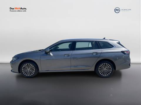 2024 Volkswagen Passat — sličica 2