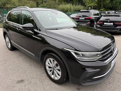 2023 Volkswagen Tiguan — sličica 3