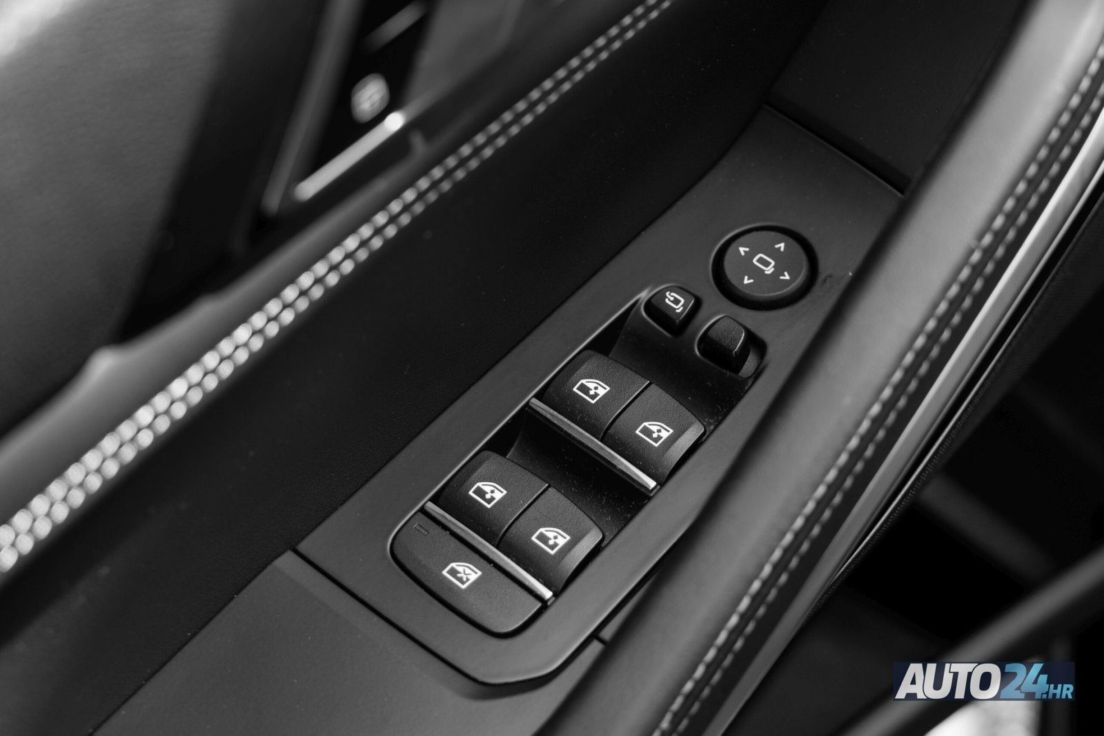 2022 BMW X6 M Sport — fotografija 19