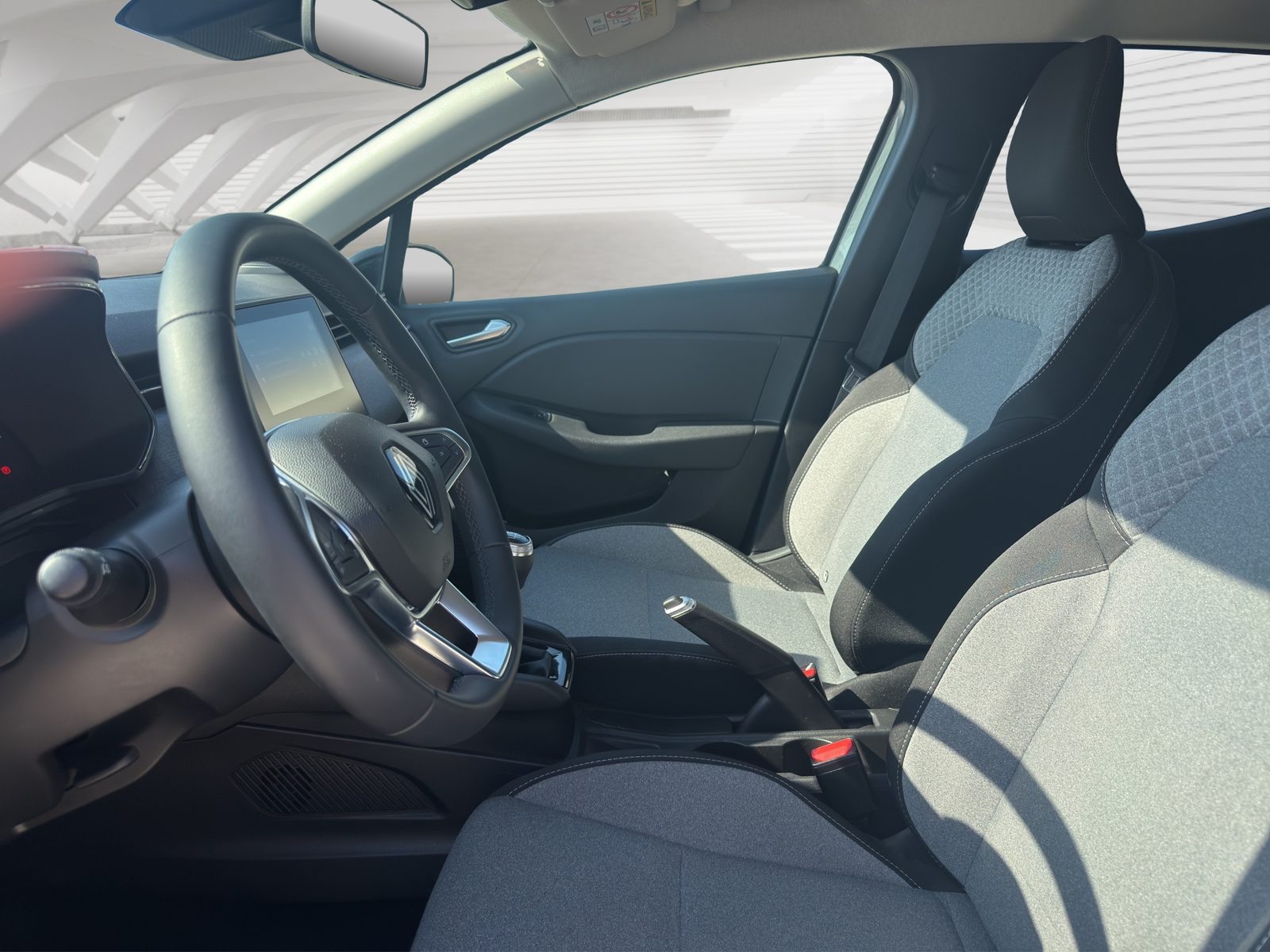 2024 Renault Clio — fotografija 9