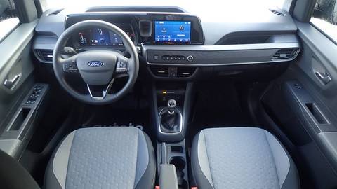 2025 Ford Tourneo — sličica 2