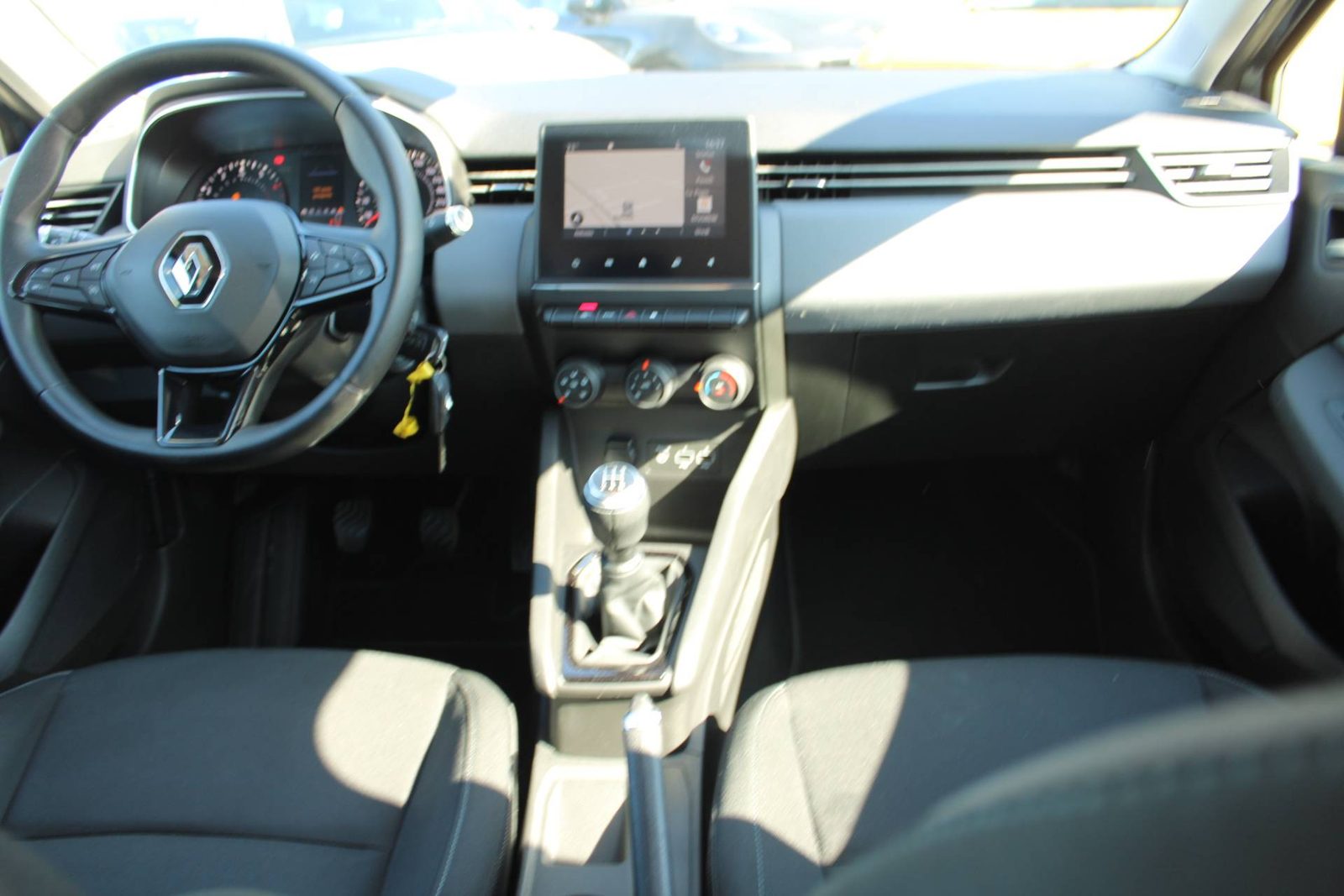 2020 Renault Clio — fotografija 13