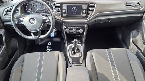2019 Volkswagen T-Roc — sličica 4