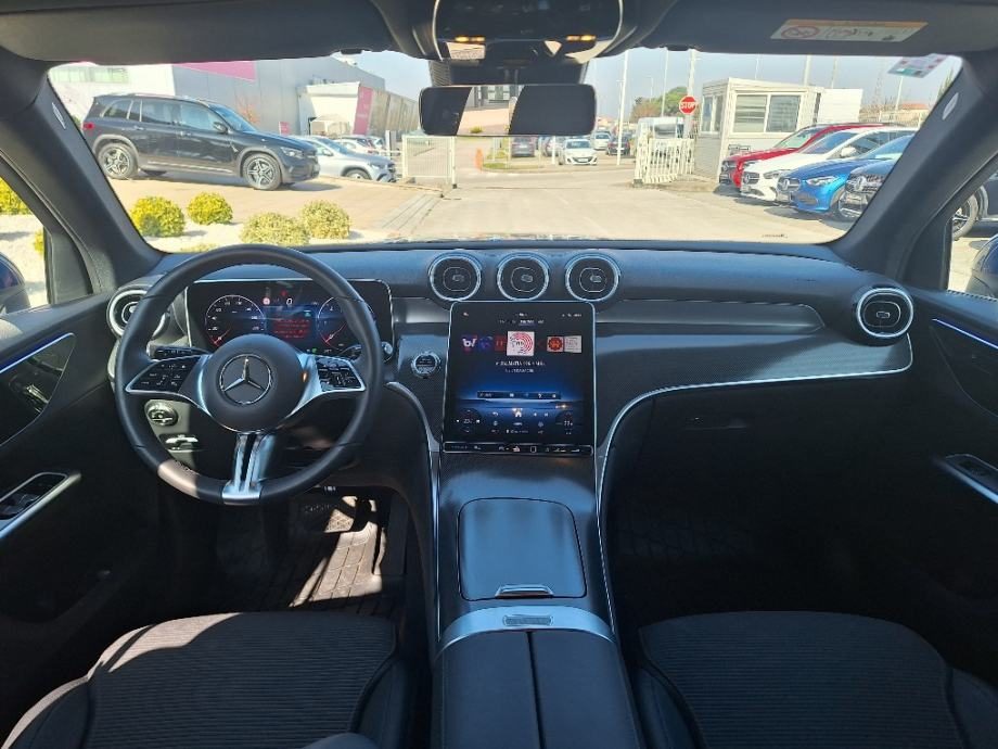 2025 Mercedes-Benz GLC — fotografija 14