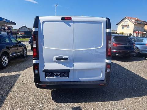 2019 Renault Trafic — sličica 6