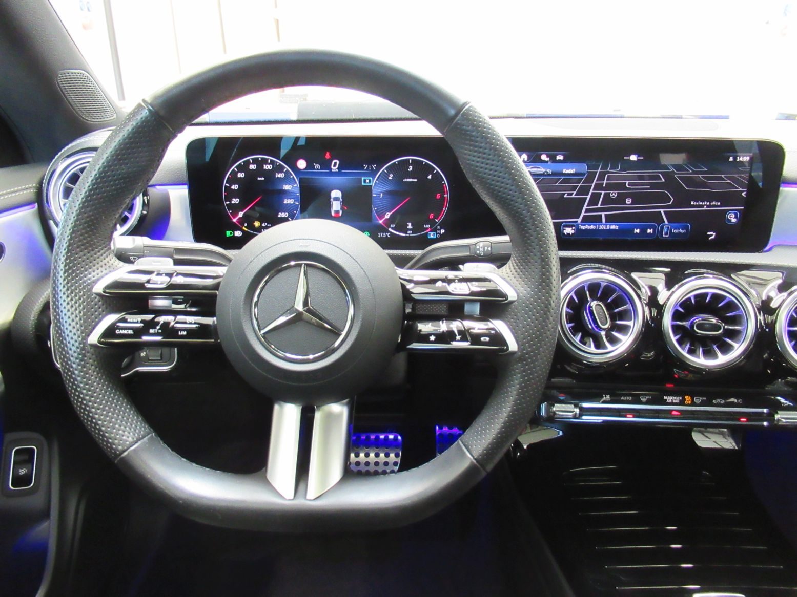 2025 Mercedes-Benz CLA — fotografija 15