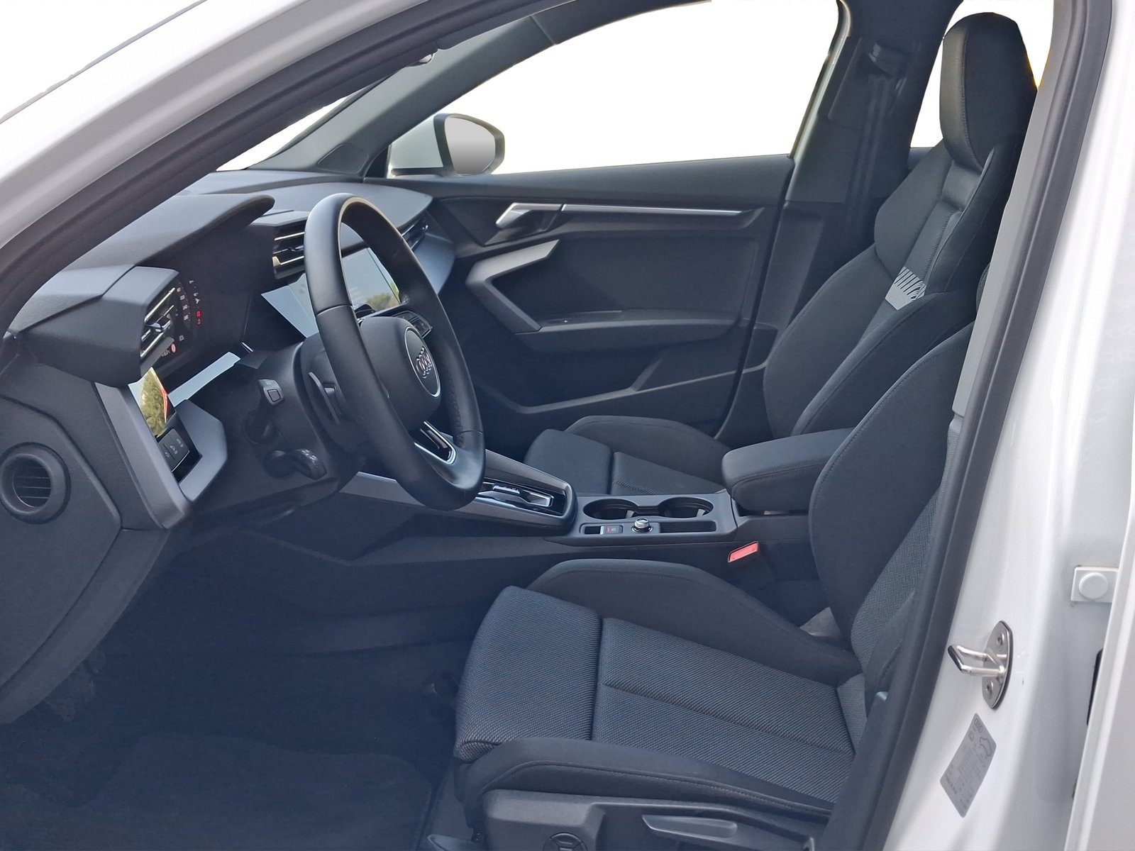 2024 Audi A3 Sportback — fotografija 9