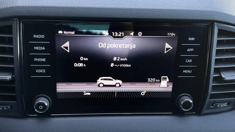 2021 Škoda Karoq — sličica 11
