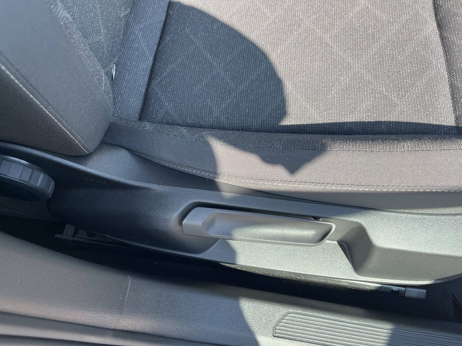 2024 Volkswagen Golf — fotografija 21