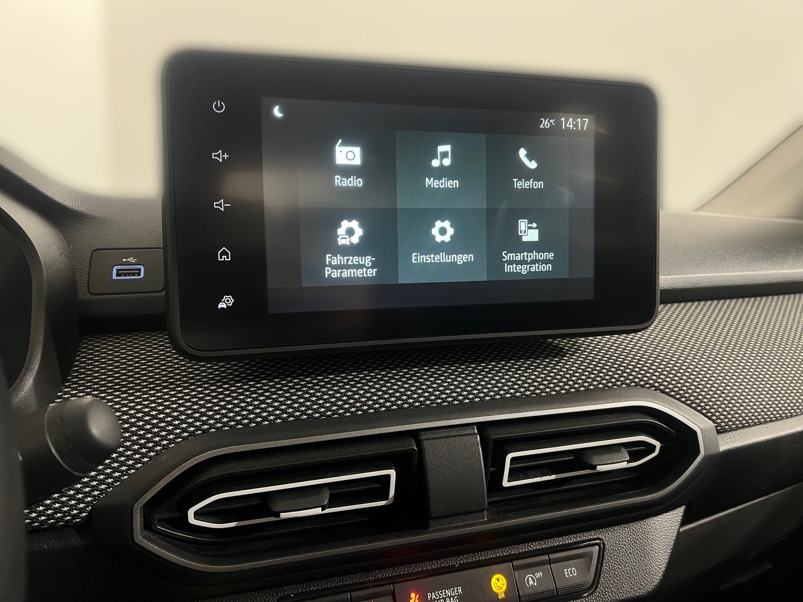2023 Dacia Sandero — fotografija 17