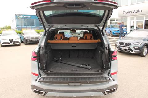 2024 BMW X5 — sličica 8