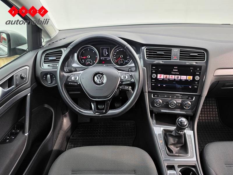 2018 Volkswagen Golf — fotografija 10