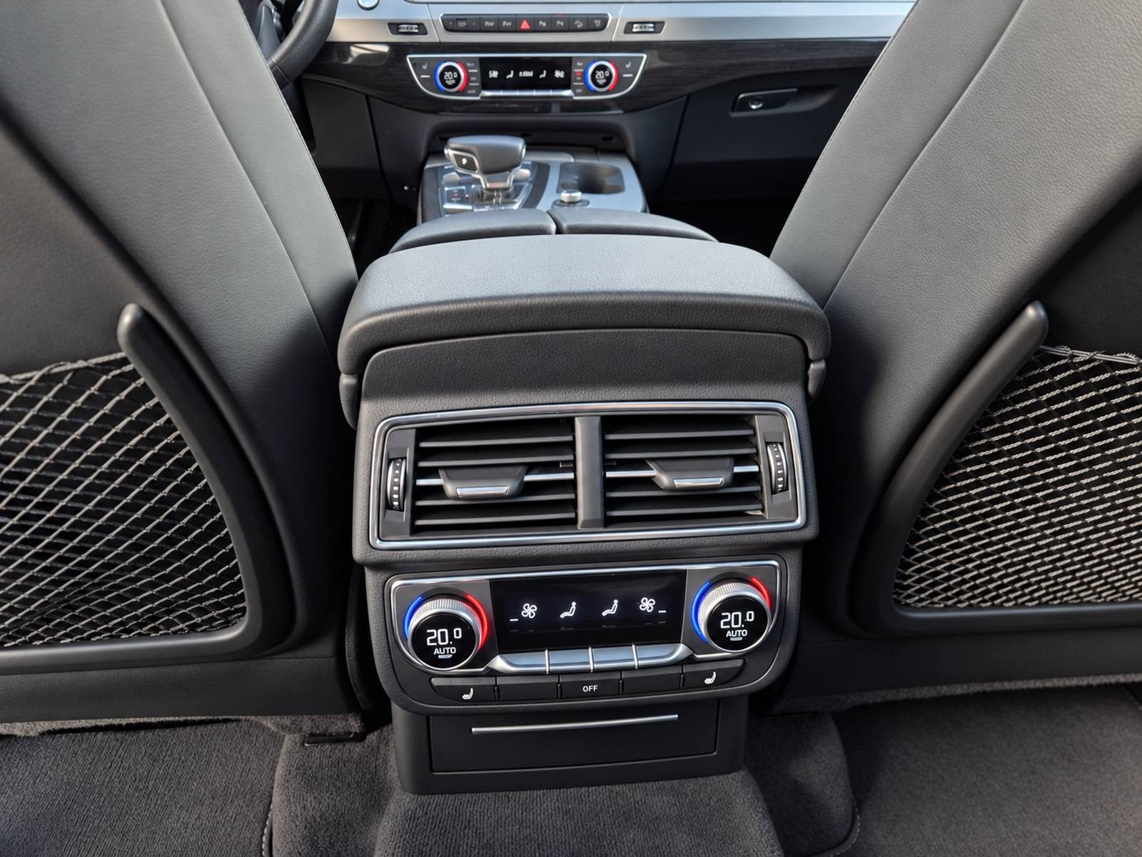 2017 Audi Q7 S line — fotografija 27