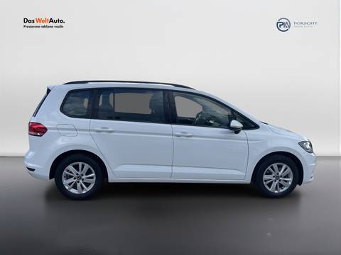 2021 Volkswagen Touran — sličica 7