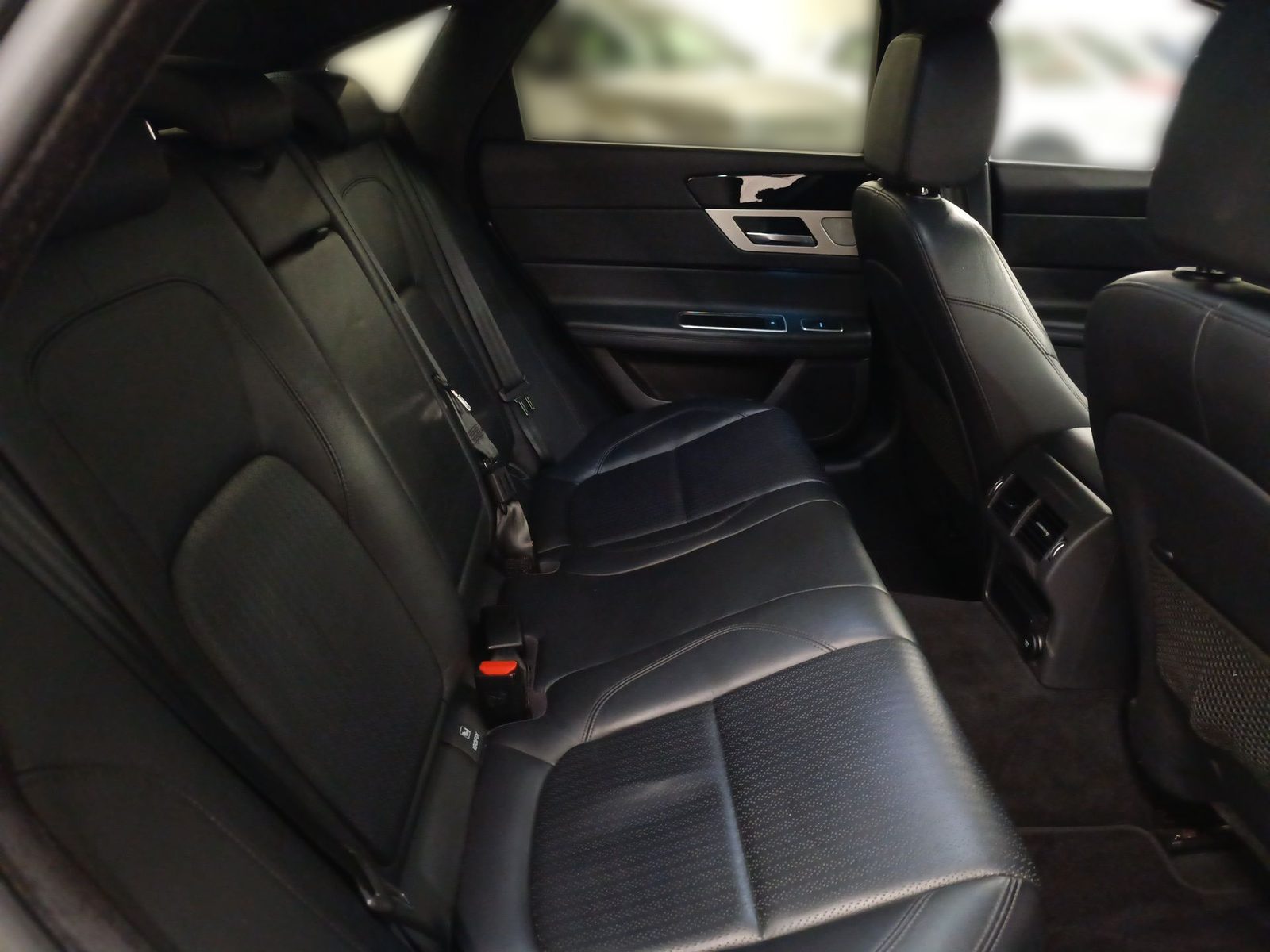 2021 Jaguar XF — fotografija 19
