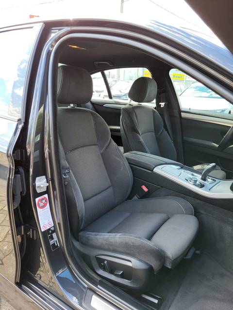 2015 BMW Serija 5 — sličica 16