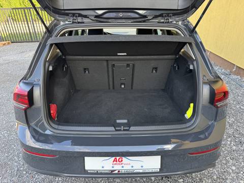2020 Volkswagen Golf — sličica 17